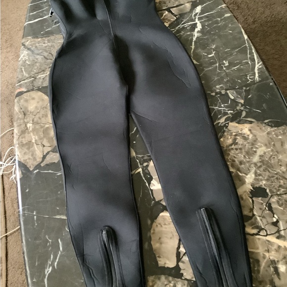 Bare women’s velocity sleeveless black rainbow wetsuit size 14 - Picture 8 of 11